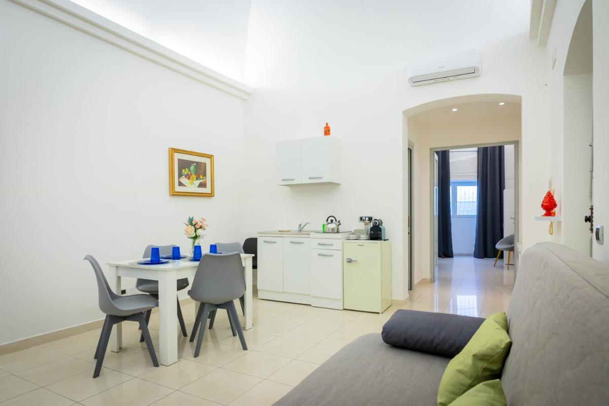 Antica Dimora Capruzzi Apartment Bari Exterior photo